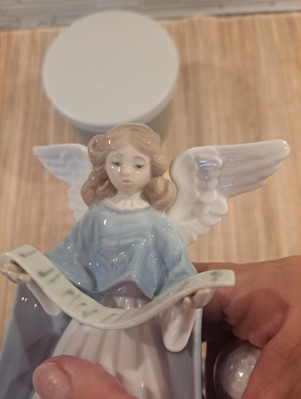 Vtg Lladro Angel Tree Topper Figurine #5719 Navidad Cantante - Picture 5 of 6
